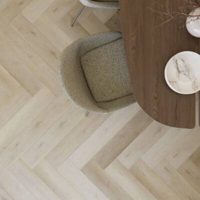 Visgraat pvc vloer Supreme 860 Mokka — bovenaanzicht | Vloerpaleis