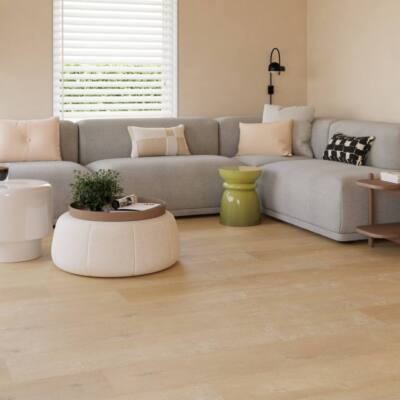 Brede plank pvc vloer Supreme 860 Caramel — ruimtefoto | Vloerpaleis