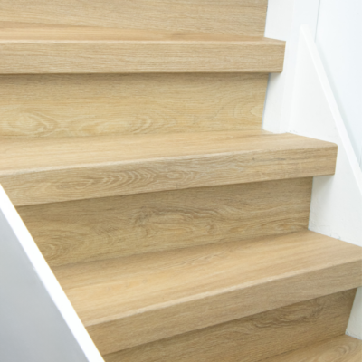 EKOFLOORS PVC-traprenovatieset – Amazone – gekleurd stootbord
