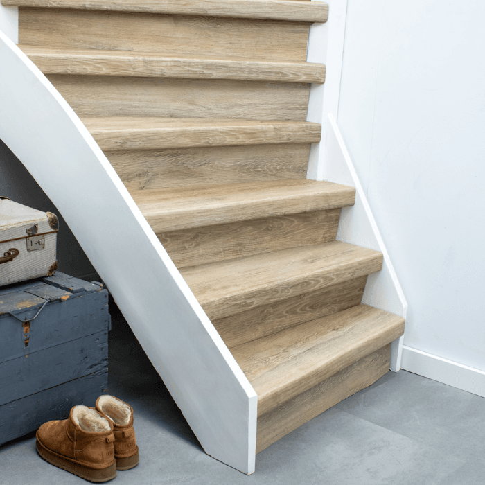 EKOFLOORS PVC-traprenovatieset – Elba – gekleurd stootbord