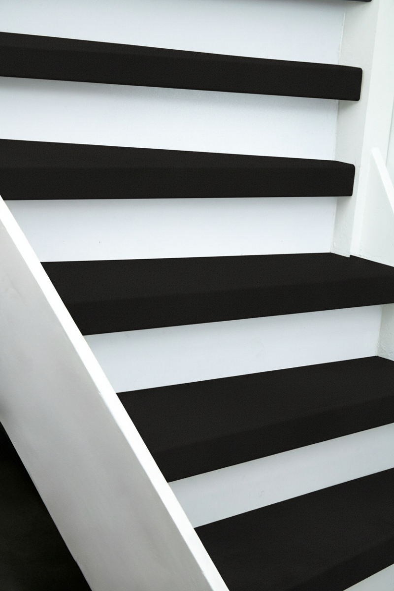 EKOFLOORS PVC-traprenovatieset – Grafiet – EKOSTAIRS wit